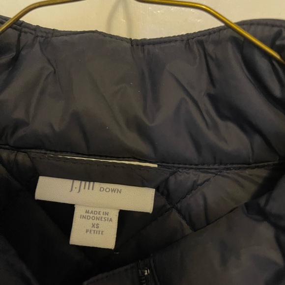 Down vest with zipper - Picture 2 of 2